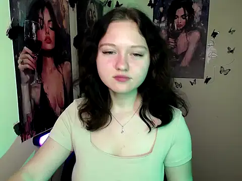 Snapshot of LadyAlice_ chatting on 10-11-25, 06:14 LadyAlice  online show from 10-11-25, 06:14