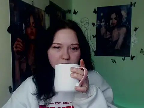 LadyAlice  online show from 02-02-26, 07:18