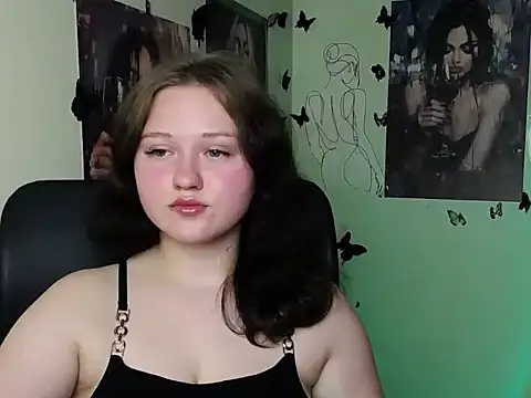 LadyAlice  online show from 06-17-26, 06:07