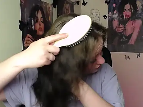 LadyAlice  online show from 06-10-26, 05:52