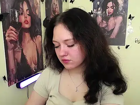 Snapshot of LadyAlice_ chatting on 09-11-25, 06:13 LadyAlice  online show from 09-11-25, 06:13