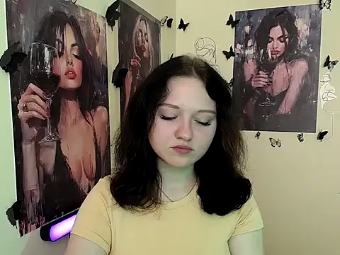 Snapshot of LadyAlice_ chatting on 09-23-25, 06:09 LadyAlice  online show from 09-23-25, 06:09