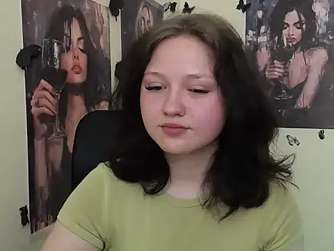 LadyAlice  online show from 05-05-26, 06:27