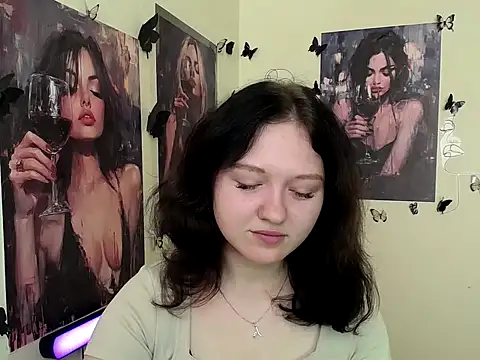 Snapshot of LadyAlice_ chatting on 09-22-25, 06:08 LadyAlice  online show from 09-22-25, 06:08