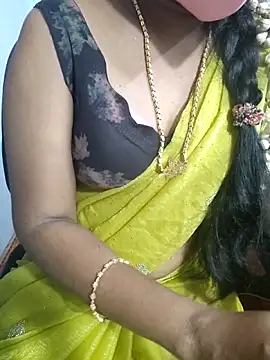 Snapshot of lolida69thamil chatting on 05-06-26, 04:22 lolida69thamil online show from 05-06-26, 04:22