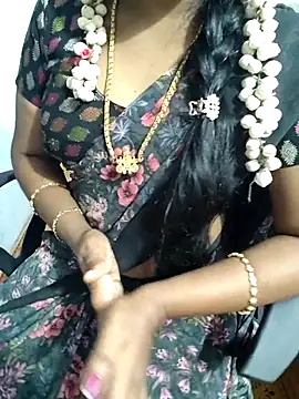 Snapshot of lolida69thamil chatting on 05-14-26, 04:09 lolida69thamil online show from 05-14-26, 04:09