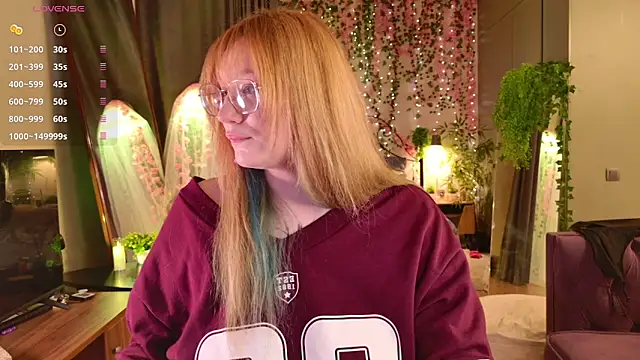 Morvelyn online show from 03-12-26, 08:57