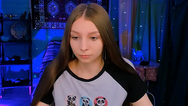 JulieDaniel online show from 06-10-26, 04:13