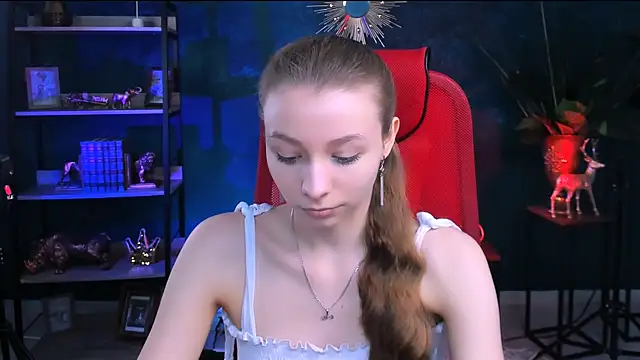 JulieDaniel online show from 05-06-26, 04:16