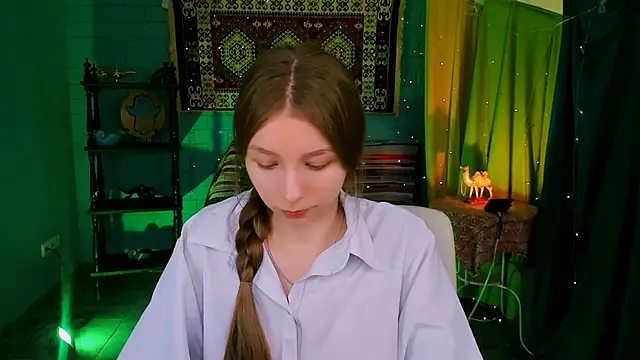 JulieDaniel online show from 05-28-26, 04:20
