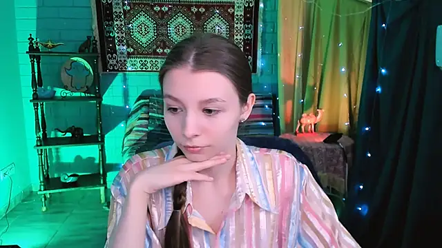 JulieDaniel online show from 04-03-26, 04:19