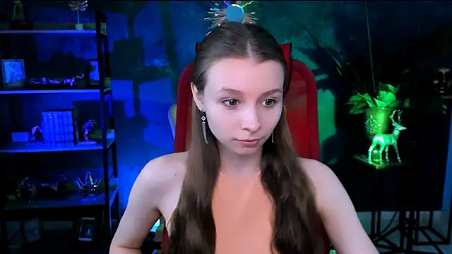 JulieDaniel online show from 05-08-26, 04:16