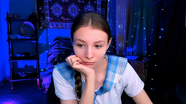 JulieDaniel online show from 04-02-26, 04:19