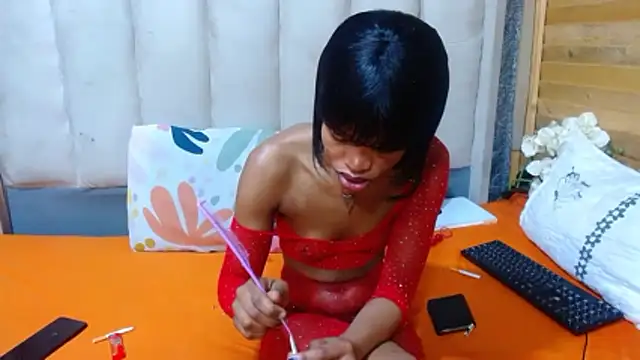 SexyChantyBabe25 online show from 01-10-26, 02:34