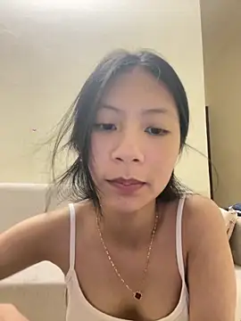 Snapshot of Lil-Gi chatting on 10-16-25, 03:20 Lil-Gi online show from 10-16-25, 03:20