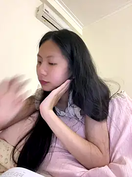 Lil-Gi online show from 11-11-25, 04:02