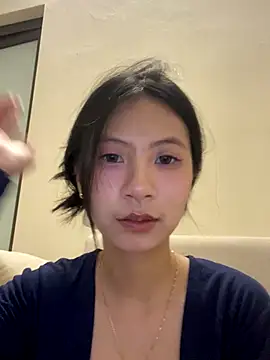 Snapshot of Lil-Gi chatting on 09-16-25, 03:02 Lil-Gi online show from 09-16-25, 03:02