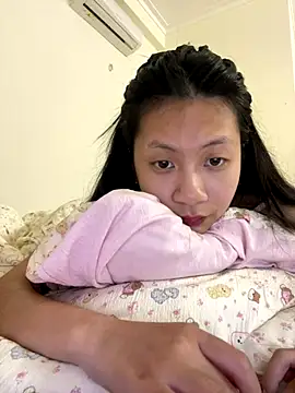 Lil-Gi online show from 11-12-25, 03:38