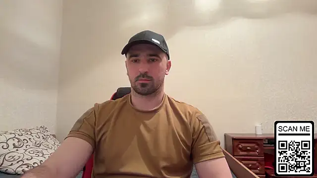 Snapshot of Hard_to_Obey chatting on 04-23-26, 05:58 Hard to Obey online show from 04-23-26, 05:58