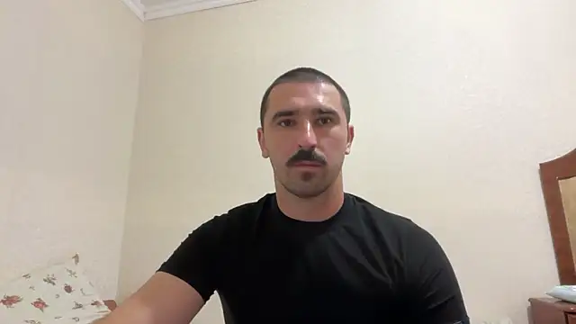 Snapshot of Hard_to_Obey chatting on 09-11-25, 06:19 Hard to Obey online show from 09-11-25, 06:19