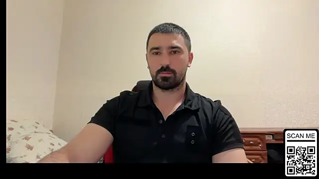 Snapshot of Hard_to_Obey chatting on 06-18-26, 06:24 Hard to Obey online show from 06-18-26, 06:24