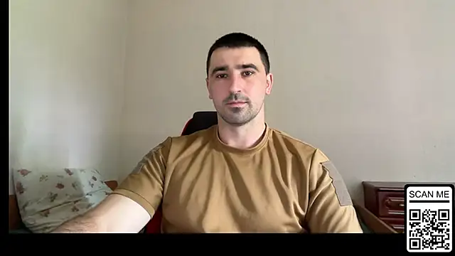 Snapshot of Hard_to_Obey chatting on 06-20-26, 10:42 Hard to Obey online show from 06-20-26, 10:42