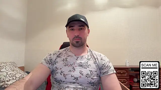 Snapshot of Hard_to_Obey chatting on 04-21-26, 06:36 Hard to Obey online show from 04-21-26, 06:36