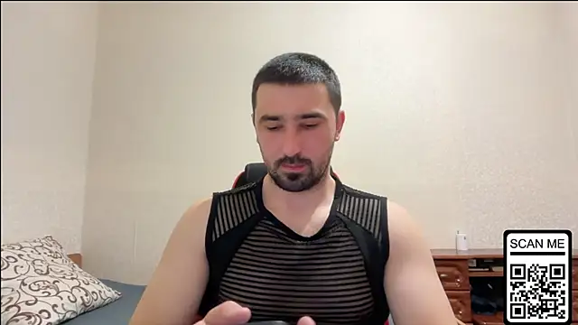 Hard to Obey online show from 04-10-26, 04:58