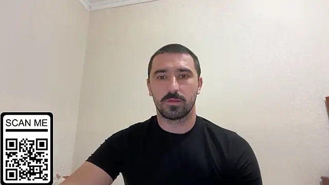 Snapshot of Hard_to_Obey chatting on 09-25-25, 06:14 Hard to Obey online show from 09-25-25, 06:14
