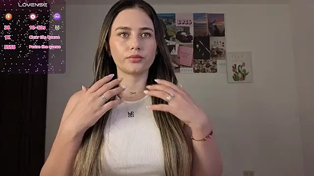 Veronika  Winslow  online show from 03-31-26, 07:21