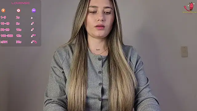 Veronika  Winslow  online show from 11-22-25, 06:01