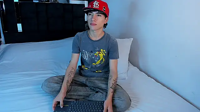 Thiago Divine  online show from 09-09-25, 12:58