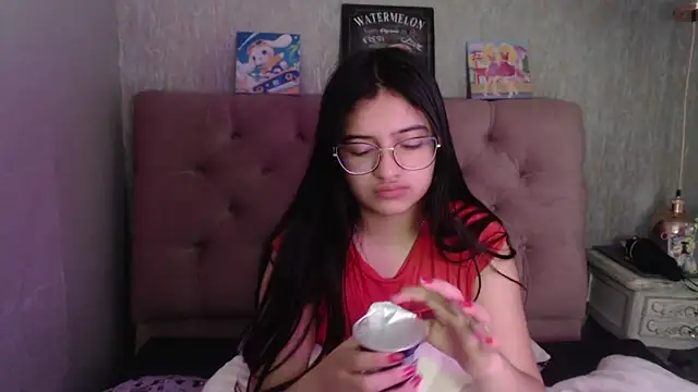 laurenelove online show from 09-21-25, 03:55