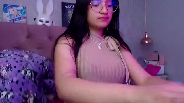 Snapshot of laurenelove chatting on 11-09-25, 02:59 laurenelove online show from 11-09-25, 02:59