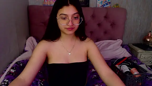laurenelove online show from 09-15-25, 02:34