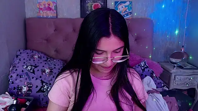 laurenelove online show from 10-12-25, 02:57
