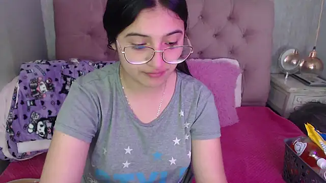 laurenelove online show from 10-09-25, 12:55