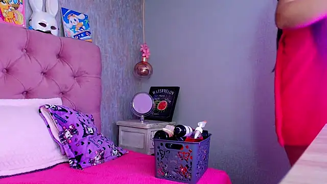 laurenelove online show from 02-05-26, 03:02