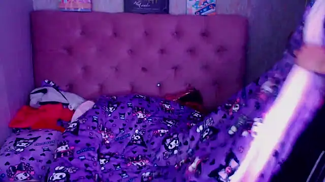 laurenelove online show from 09-10-25, 02:16
