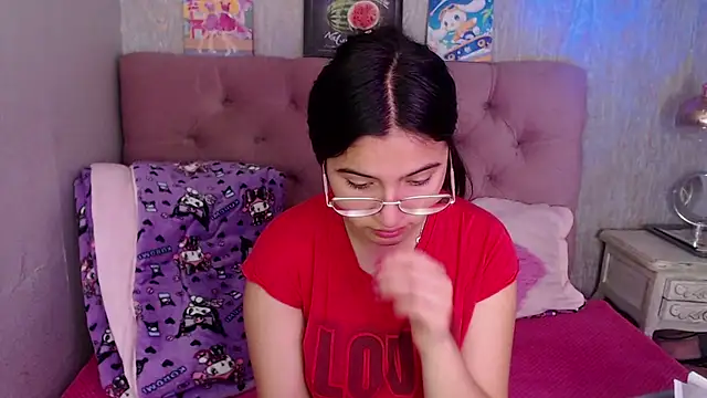 laurenelove online show from 10-14-25, 03:51