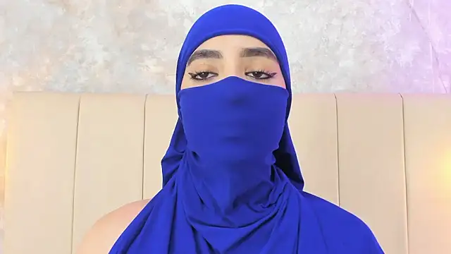 nayiraa  online show from 04-10-26, 11:39