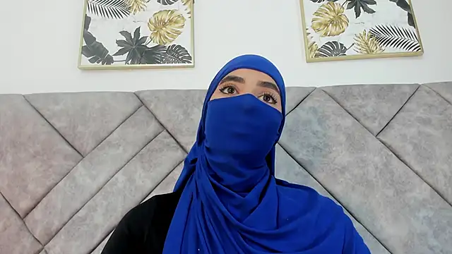 nayiraa  online show from 03-26-26, 08:07