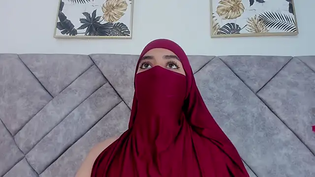 nayiraa  online show from 03-14-26, 06:47