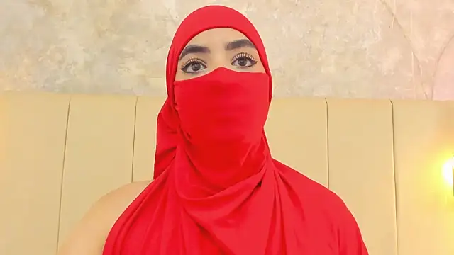 nayiraa  online show from 04-23-26, 11:38