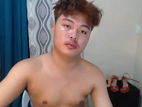 Snapshot of Lustfulljohnx chatting on 05-23-26, 12:20 Lustfulljohnx online show from 05-23-26, 12:20