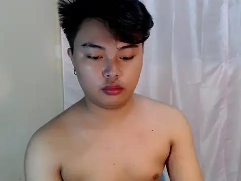 Snapshot of Lustfulljohnx chatting on 04-19-26, 09:17 Lustfulljohnx online show from 04-19-26, 09:17