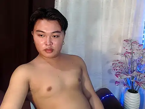 Snapshot of Lustfulljohnx chatting on 07-10-26, 02:17 Lustfulljohnx online show from 07-10-26, 02:17
