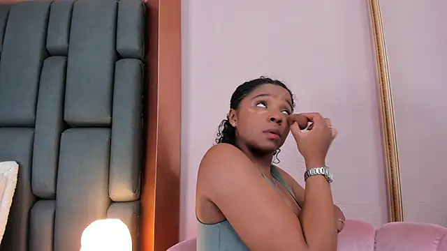 LisaMendez online show from 04-04-26, 04:30