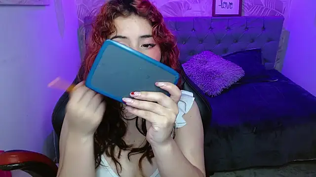 Lily tk online show from 10-08-25, 03:19