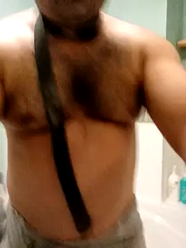 Snapshot of bigcummer902 chatting on 07-08-26, 11:38 bigcummer902 online show from 07-08-26, 11:38